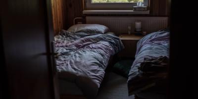 Превратите свою спальню в оазис уюта с нашими материалами и текстилем!